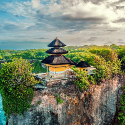 den-Uluwatu-tour-du-lich-bali-4n3d