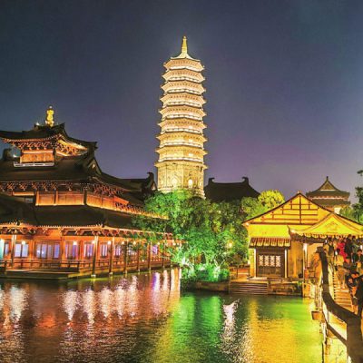 thap-canh-boc-vien-co-tran