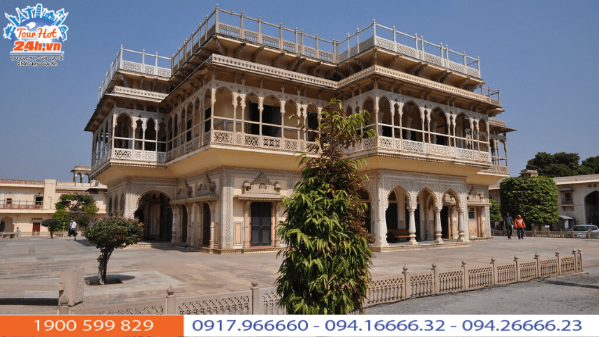 4-cung-dien-mubarak-mahal