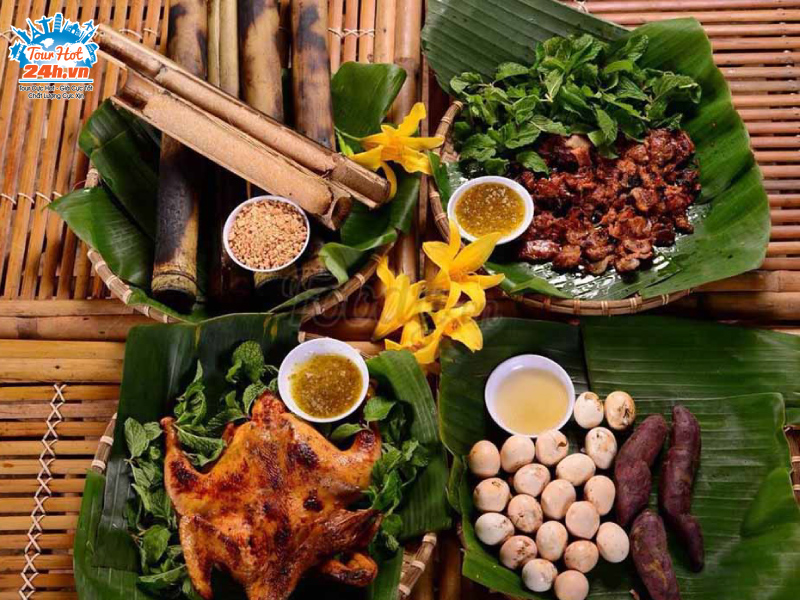 com-lam-ga-nuong-tay-nguyen Đặc sản cơm lam gà rừng