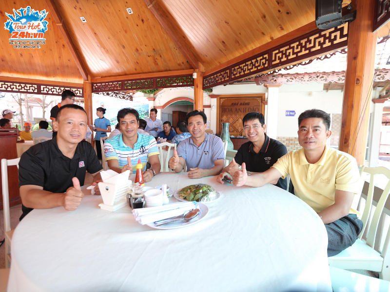 hinh-thuc-te-tour-cam-ranh-binh-ba-8 Hình thực tế tour Cam Ranh - Bình Ba