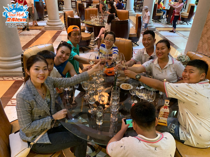 hinh-thuc-te-tour-phan-thiet-mui-ne-doi-cat-bay-6 Hình thực tế tour Phan Thiết - Mũi Né - Đồi cát bay