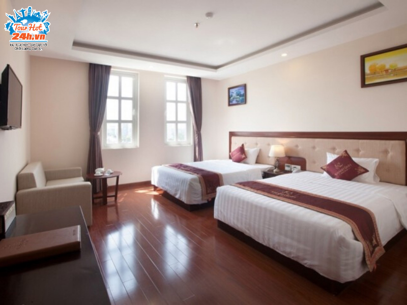 hinh-thuc-te-tour-pleiku-gia-lai-mang-den-yaly-bien-ho-2 Hình thực tế tour Pleiku - Gia Lai - Măng Đen - Kon Tum - Yaly