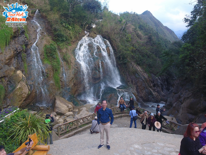 hinh-thuc-te-tour-trang-an-ha-long-yen-tu-fansipan-sapa-6 Hình thực tế tour Tràng An - Hạ Long - Yên Tử - Fansipan - Sapa