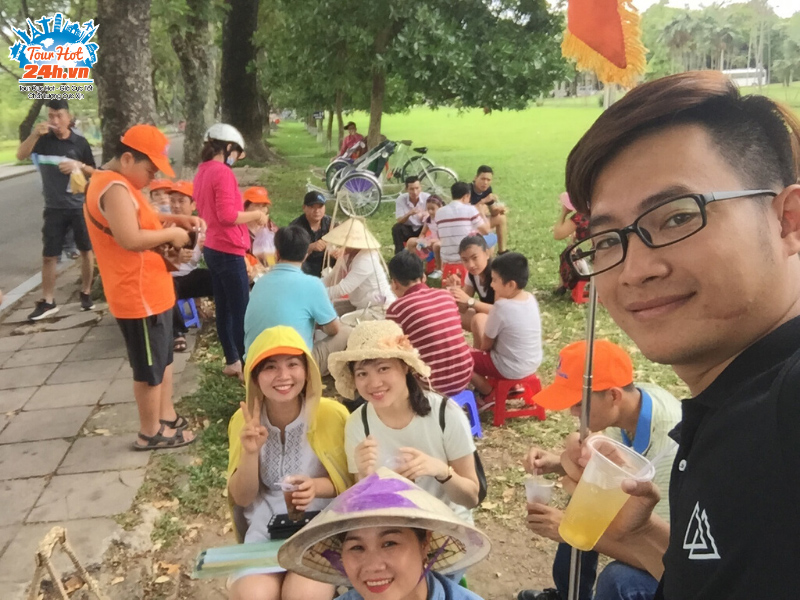 hinh-thuc-te-tour-da-nang-hue-dong-thien-duong-3 Hình thực tế tour Đà Nẵng - Hội An - Huế - Động Thiên Đường