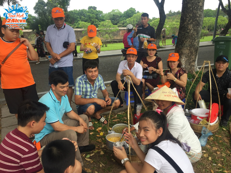 hinh-thuc-te-tour-da-nang-hue-dong-thien-duong-5 Hình thực tế tour Đà Nẵng - Hội An - Huế - Động Thiên Đường