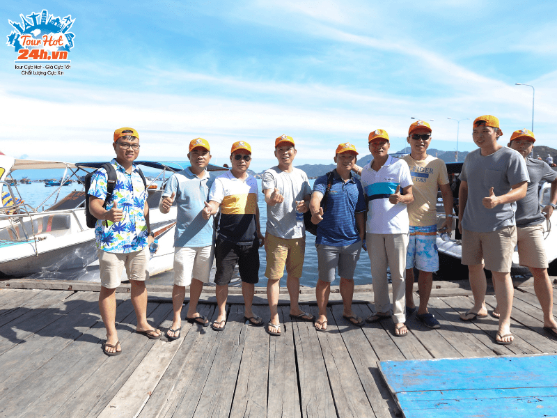 3-hinh-thuc-te-khach-tham-gia-tour-binh-ba-cua-tourhot24h 3-hinh-thuc-te-khach-tham-gia-tour-binh-ba-cua-tourhot24h