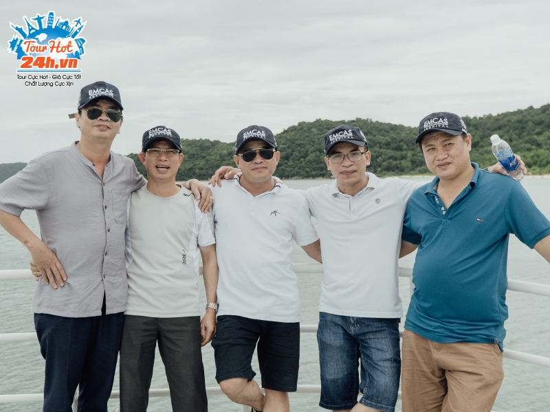 hinh-thuc-te-khach-tham-gia-tour-phu-quoc-cua-Tourhot24h-10 hinh-thuc-te-khach-tham-gia-tour-phu-quoc-cua-Tourhot24h-10