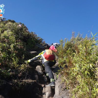 duong-len-bach-moc-luong-tu-ky-quan-san-5