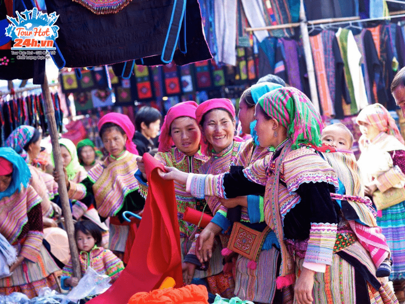 cho-phien-tua-chua-dien-bien-phu-1 cho-phien-tua-chua-dien-bien-phu-1