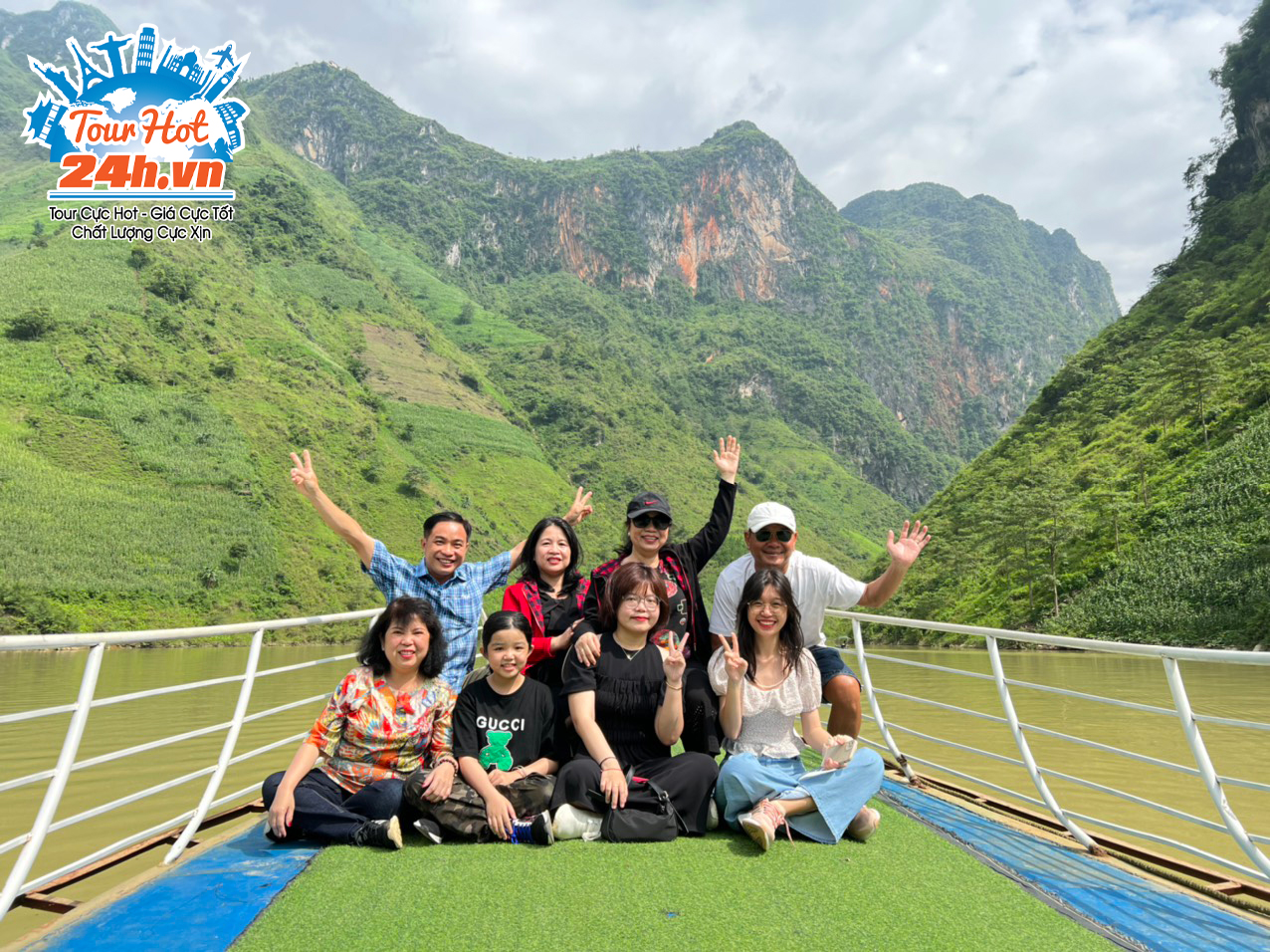 z3566563542389_62b210b5d7f2b6365017c59cb737a306-1