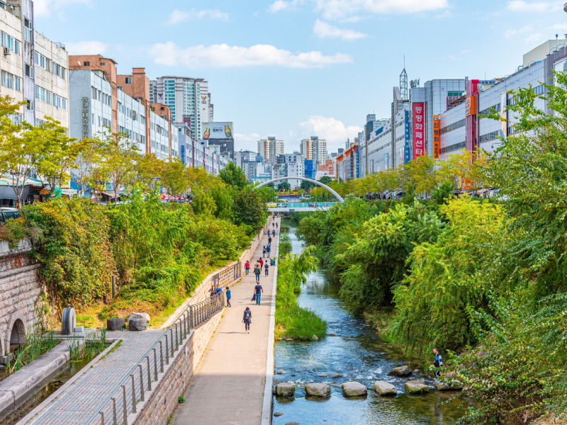 suoi-Cheonggyecheon-tour-han-quoc-seoul-nami suoi-Cheonggyecheon-tour-han-quoc-seoul-nami