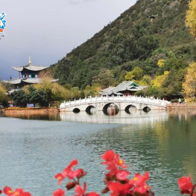 cong-vien-hac-long-dam