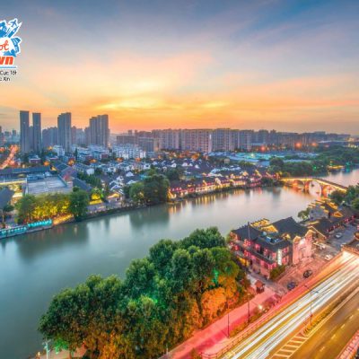 dai-van-ha-tour-thuong-hai-vo-tich-o-tran