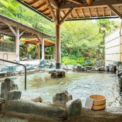 tam-onsen-nhat-ban