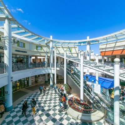 trung-tam-mua-sam-Mitsui-Jazz-Dream-Nagashima-1