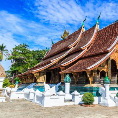 chua-Wat-Xieng-Thong-tour-du-lich-lao-5n4d