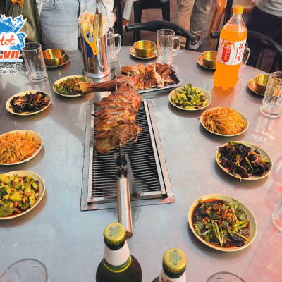 tiec-cuu-nuong-mong-co-tour-dao-hai-nam