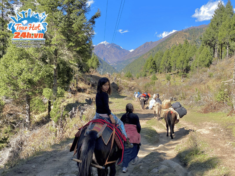 tour-du-lich-bhutan-cuoi-ngua-o-Tiger’s-Nest