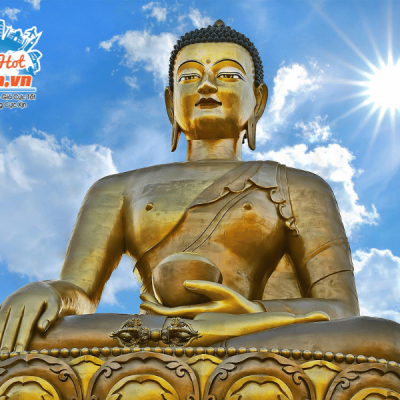 tuong-phat-ngoi-Buddha-Point-tour-du-lich-bhutan