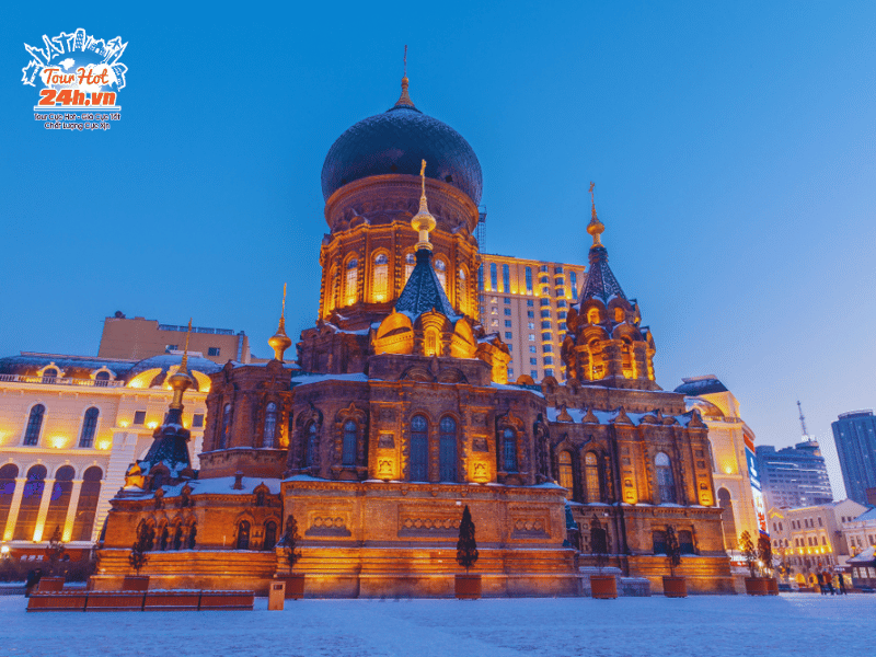 nen-ghe-tham-nha-tho-saint-sophia-1
