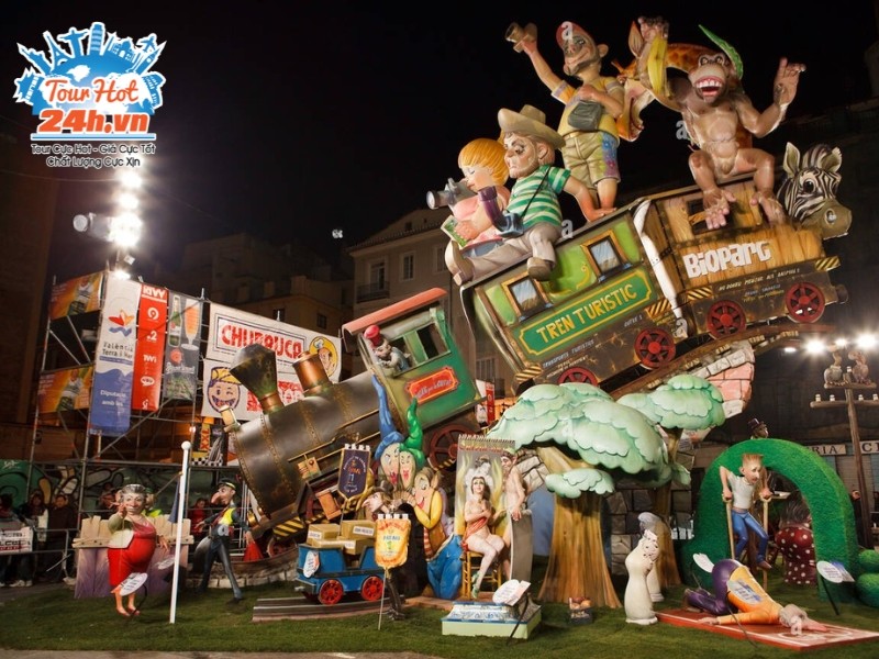 Las-Fallas-Tây-Ban-Nha
