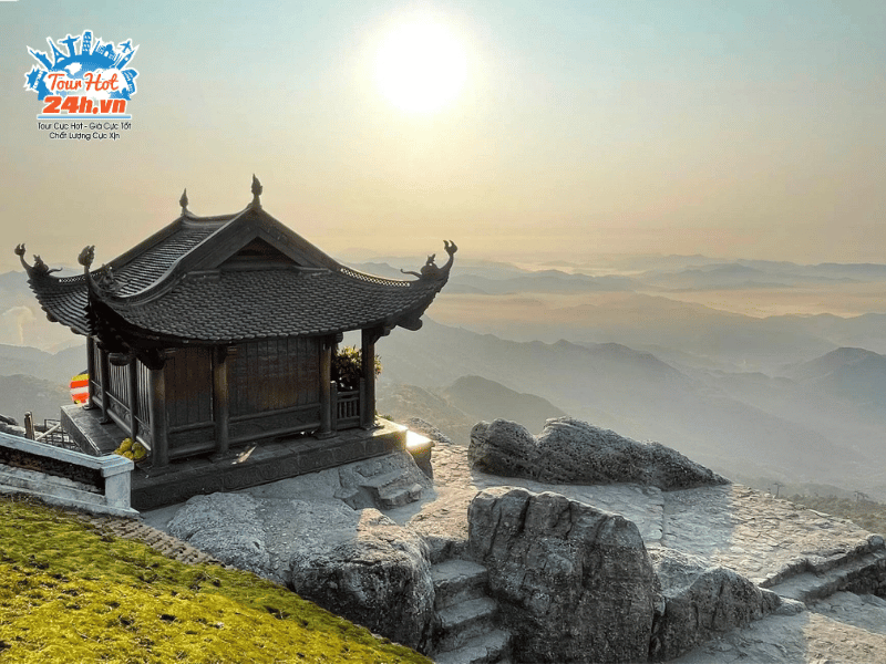 cac-ngoi-chua-noi-tieng-dau-nam-chua-yen-tu