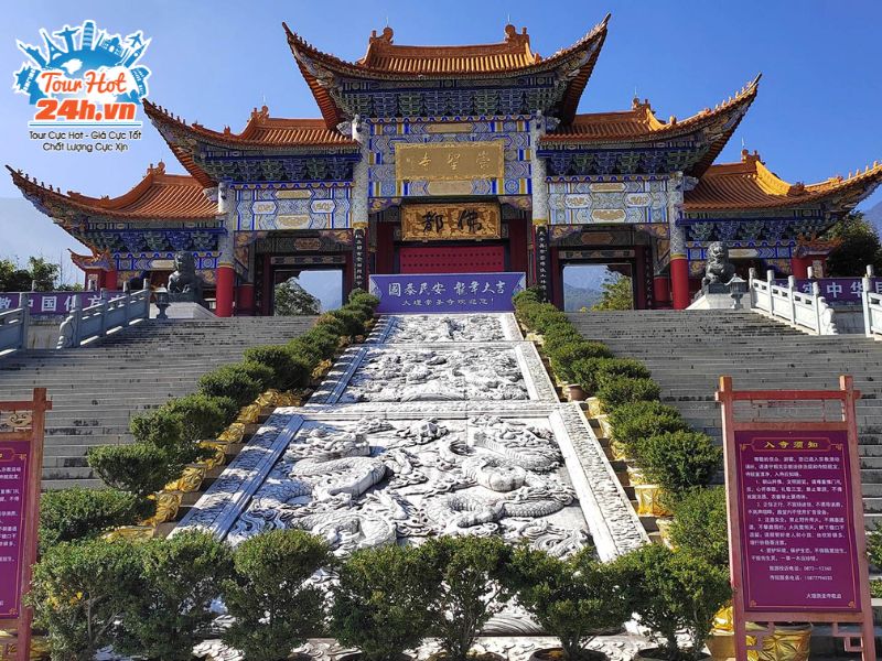 chua-ba-toa-thap-chua-sung-khanh-dai-ly