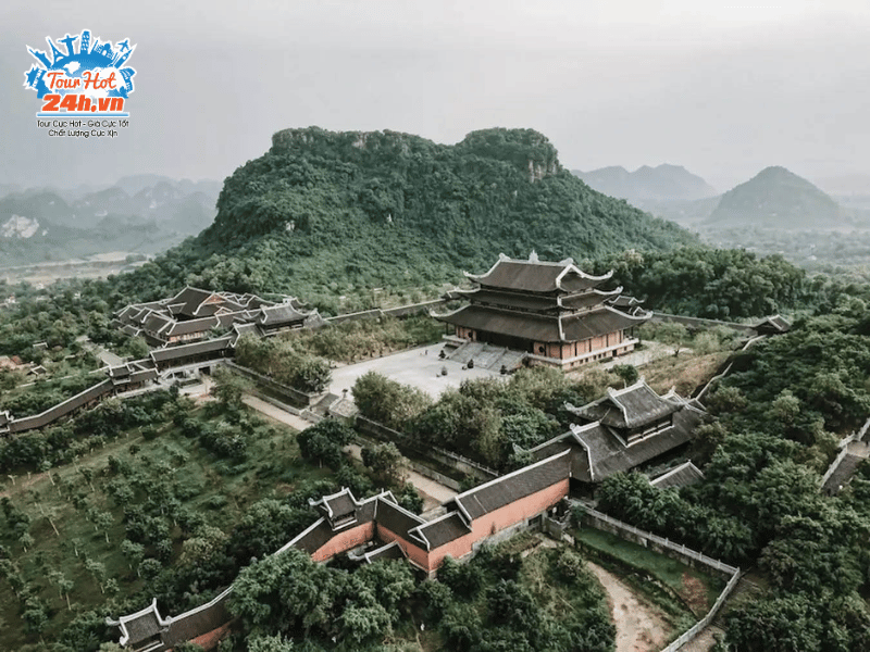 chua-yen-tu-cac-ngoi-chua-noi-tieng-dau-nam