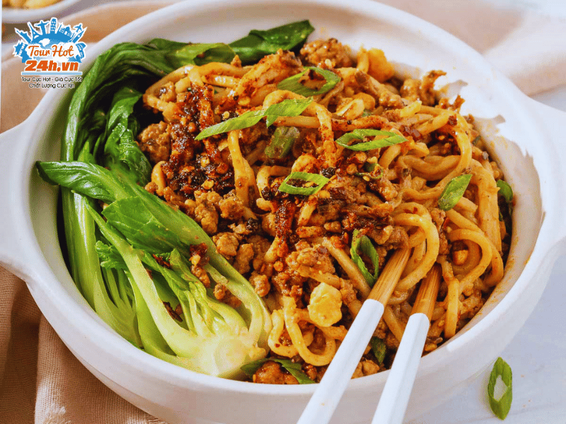 mi-dan-dan-mon-ngon-tu-xuyen