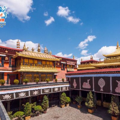 dai-chieu-tu-tour-du-lich-tay-tang