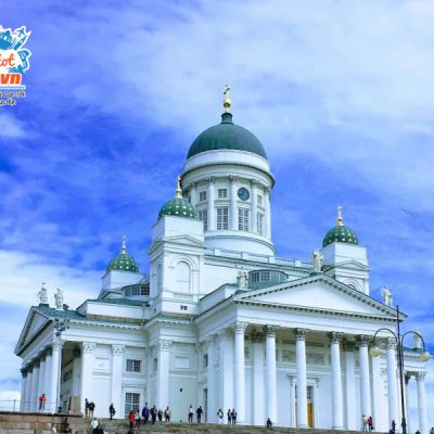 nha-tho-church-helsinki-tour-bac-au