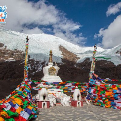 song-bang-Karola-tour-du-lich-tay-tang