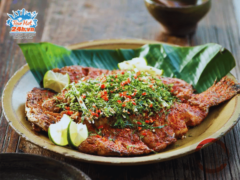 ca-nuong-muoi-mon-ngon-tay-song-ban-nap