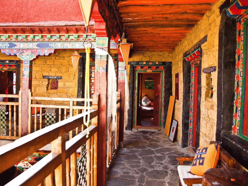 khach-san-tay-tang-House-of-Shambhala