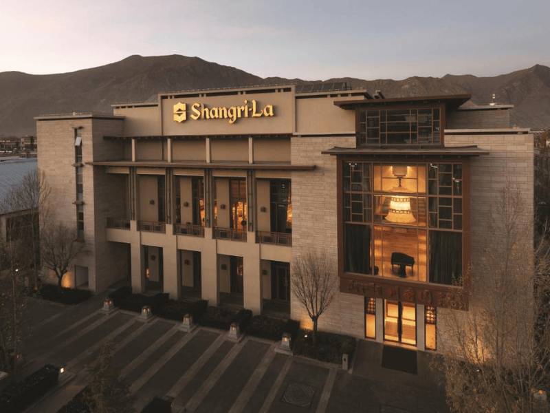 khach-san-tay-tang-Shangri-La-Hotel-Lhasa
