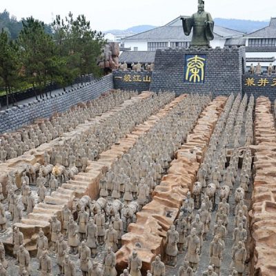 lang-mo-tan-thuy-hoang-du-lich-tay-an