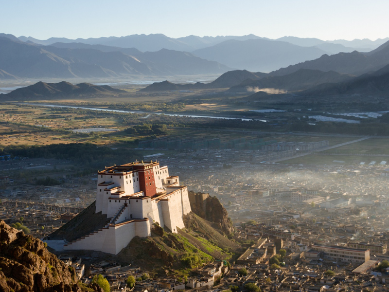 thanh-pho-Shigatse-co-xua
