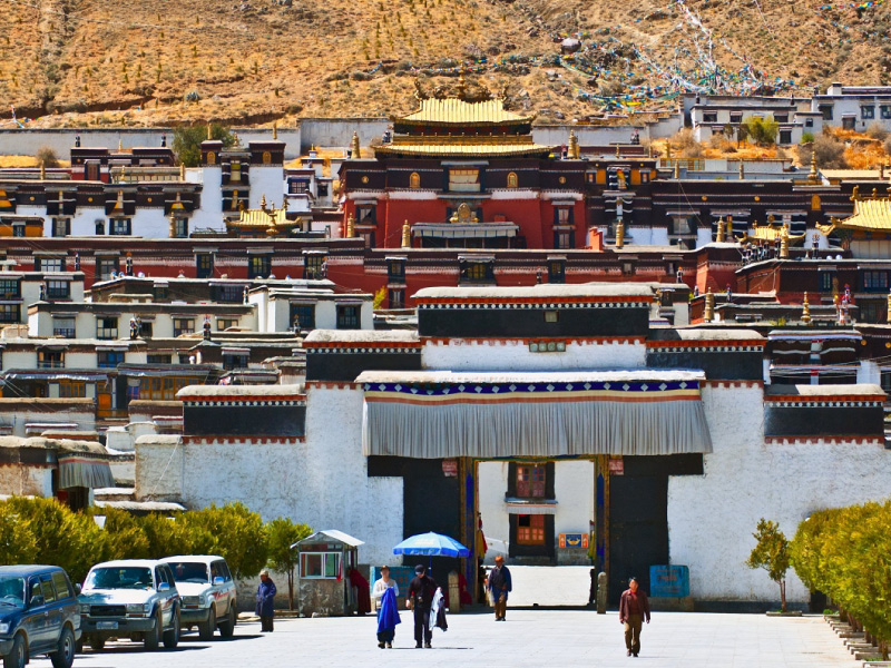 tu-vien-Tashilhunpo-tay-tang