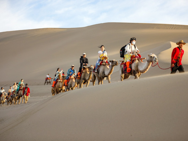 khi-hau-kinh-nghiem-du-lich-don-hoang