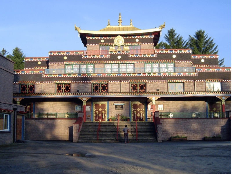luu-y-khi-di-tu-vien-tay-tang-7