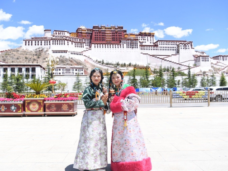 tay-tang-phu-hop-cho-ai