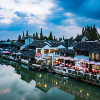 co-tran-chu-gia-giac-tour-du-lich-thuong-hai-disneyland