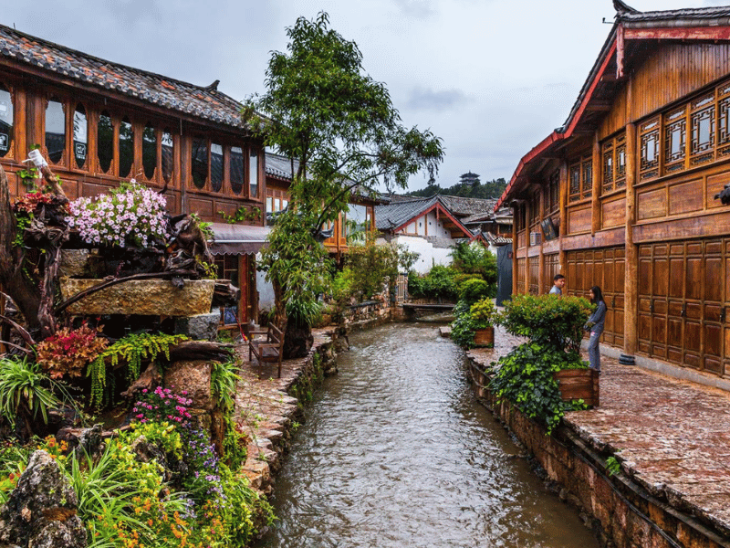 co-tran-trung-quoc-noi-tieng-le-giang