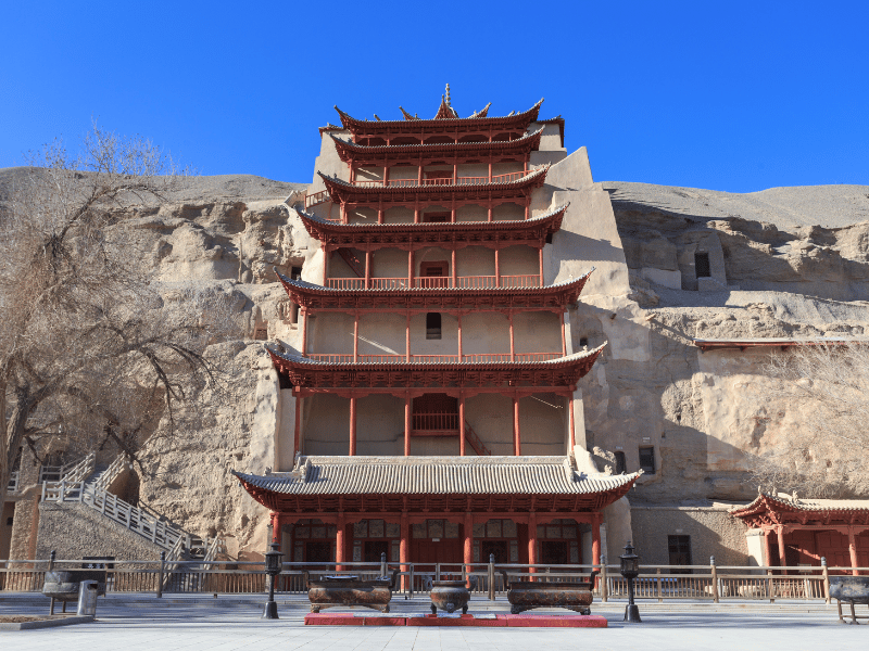 kinh-nghiem-du-lich-don-hoang-3