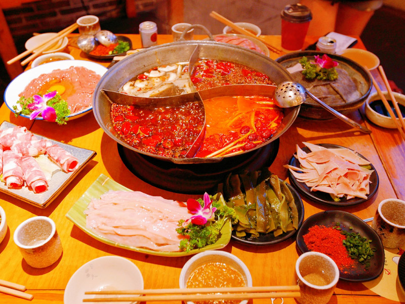 lau-tu-xuyen-trung-khanh