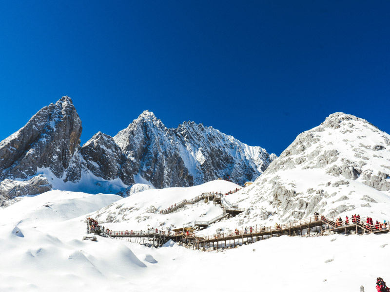 kinh-nghiem-di-nui-tuyet-ngoc-long