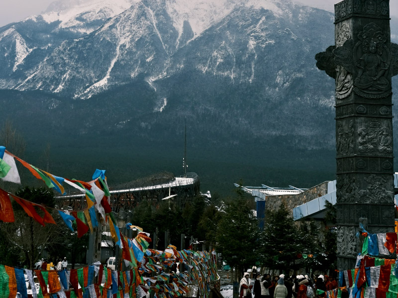 le-giang-duoi-chan-nui-tuyet