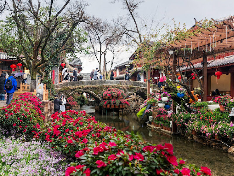 nguoi-naxi-hoa-hop-voi-thien-nhien