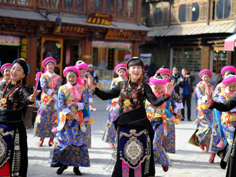 Losar-Tibet-le-hoi-mua-xuan-tay-tang